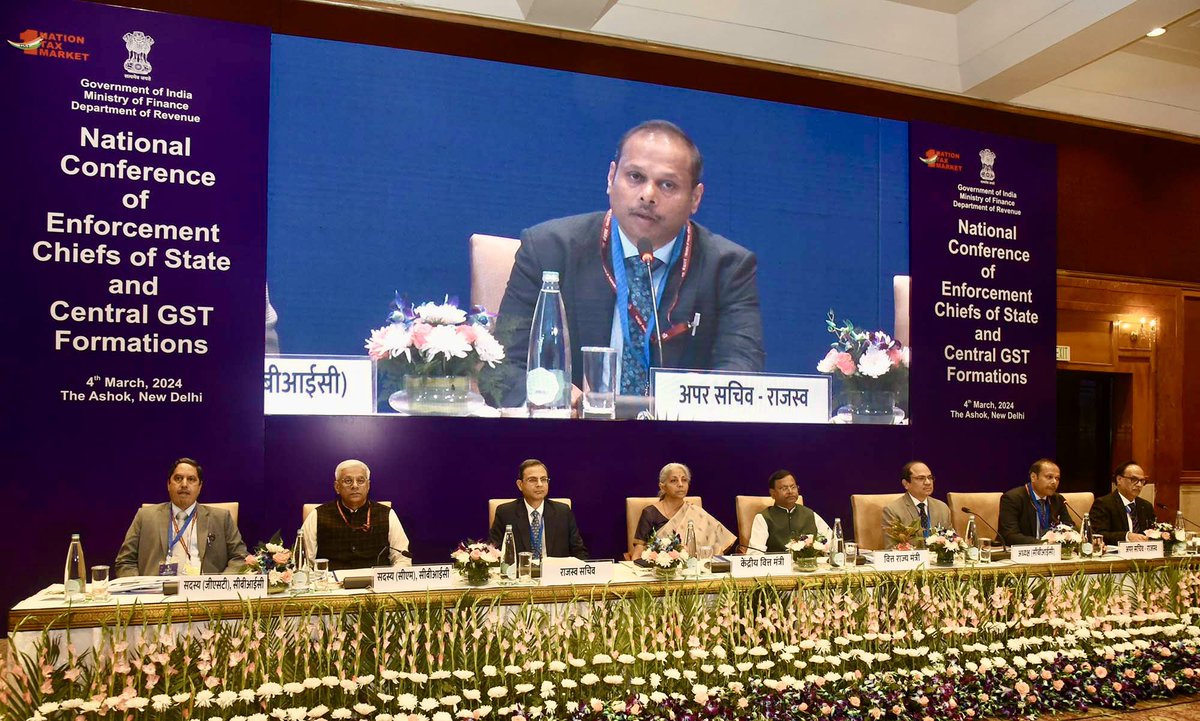 @nsitharaman @nsitharamanoffc @FinMinIndia @PIB_India @mppchaudhary @officeofPCM Sh. Vivek Aggarwal Additional Secretary, Revenue, highlighted that comference has unique potential for fostering collaboration and sharing best practices in GST enforcement, bringing together Central and State GST authorities.