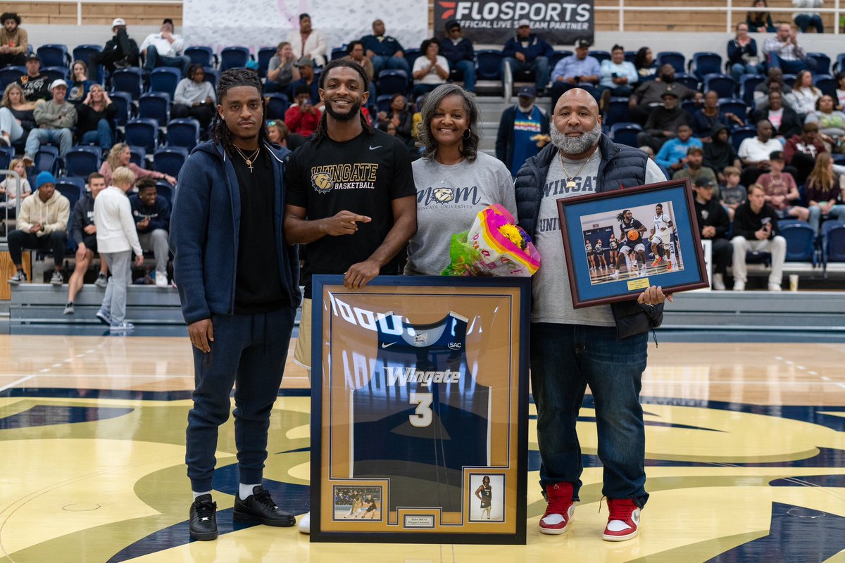 Senior Day 📸 <a href="/Tb3ll_/">taylor bell</a>