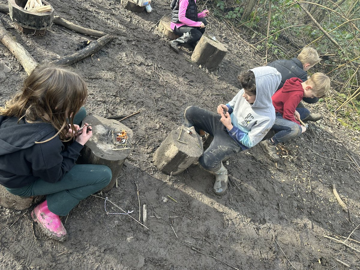 Last week at forest school for Y4H! We’ve had a great time and fantastic weather, fire lighting and hide and seek to conclude our adventures! #Newfoldhumanities #NewfoldSport