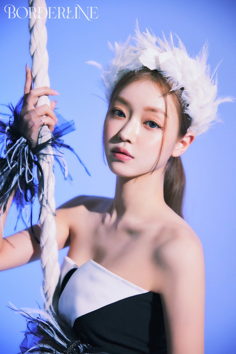 유아(YooA) 1st SINGLE ALBUM [Borderline]

CONCEPT PHOTO
#OUTSIDE

2024.03.14 6PM (KST)

#유아 #YooA #Borderline