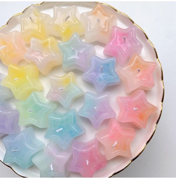 lavieestbelIe's tweet photo. Mini star candles https://t.co/oAJ36Acmsn