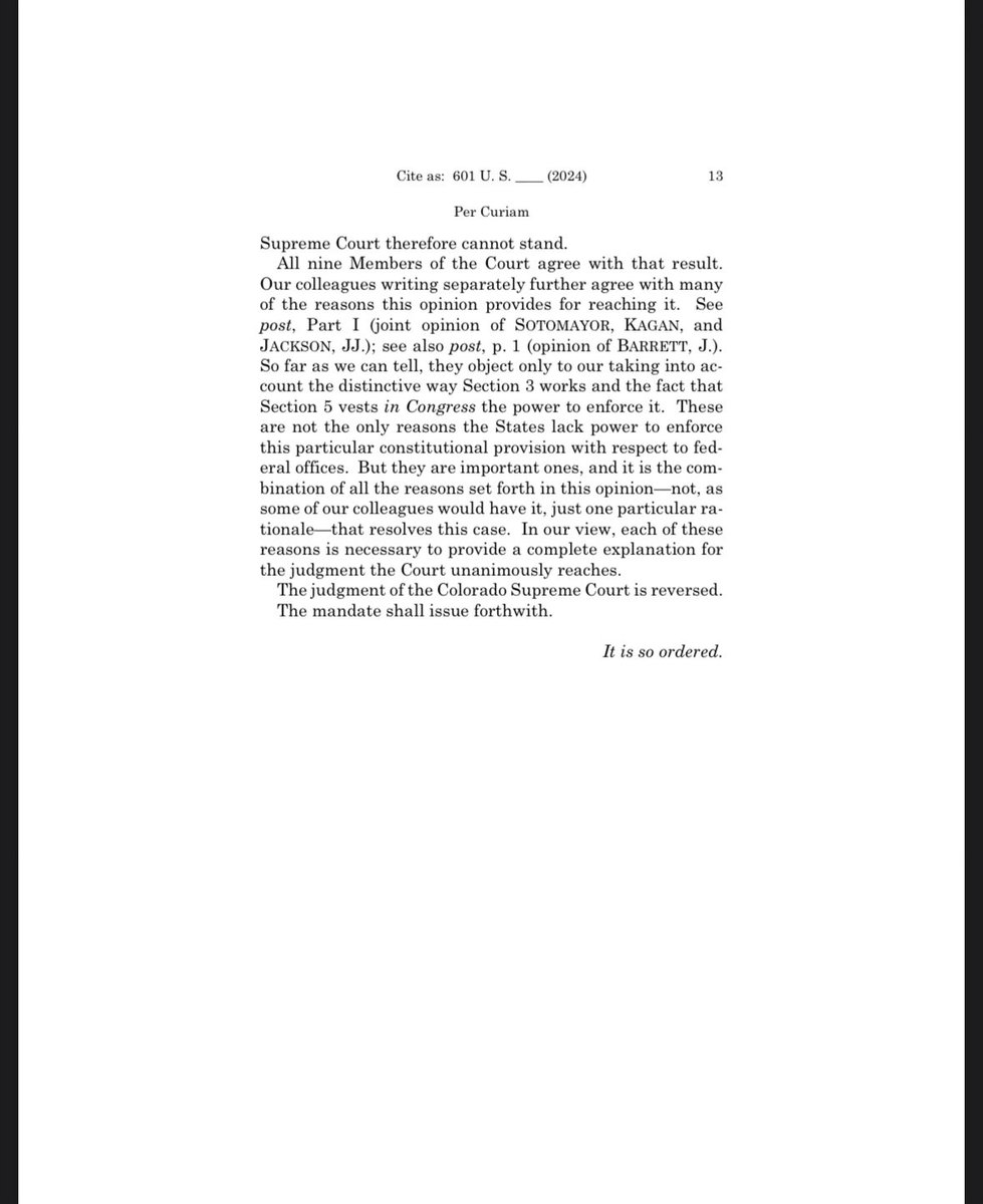 LauraLoomer's tweet image. 🚨🚨🚨BREAKING🚨🚨🚨

The US Supreme Court just ruled that Donald Trump can run for President and be on the ballot in all 50 states for the 2024 Presidential election, and that the insurrection clause doesn’t disqualify him despite how loud the communists cry about J6.…