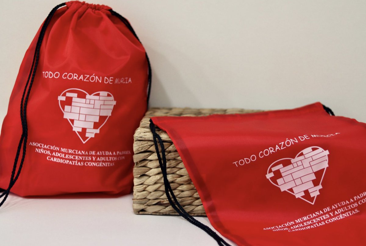 Se acerca la época de Comuniones, Bodas, Bautizos… si quieres regalar solidaridad no dudes en ponerte en contacto con nosotros.
Llámanos 📞650 50 52 13 o escríbenos 📩todocorazondemurcia@gmail.com
Los niños, adolescentes y adultos con Cardiopatías Congénitas te lo agradecerán ❤️