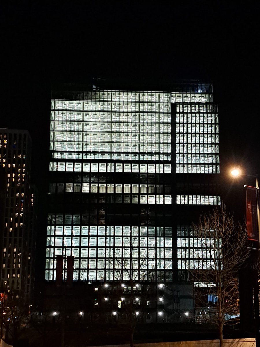 Lockwoodbp22's tweet photo. Recent visit to London, saw this building lit up for seemingly no reason. Do you think this is a waste? We advise commercial operators on building cost control. https://t.co/IVQJptvkZx