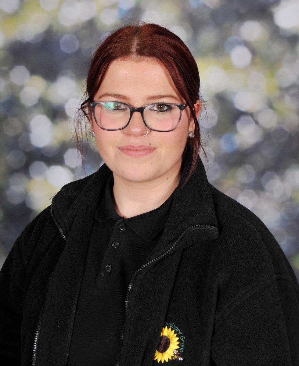 SunflowerChilds's tweet image. 🌟 Celebrating 10 years of Sunflower! Meet Jess, our dedicated team member completing her Level 2 apprenticeship. From Cubs room to all age groups, her positive bonds with children shine! 😊 #SunflowerTeam #ApprenticeWeek #10YearsStrong 🌻