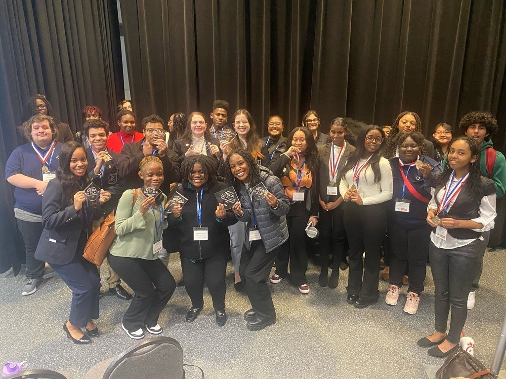 rberoadrunner's tweet image. Check out the March Community Newsletter for the Center School District. School Board election information, Fentanyl awareness, and much more.

smore.com/n/1c7xp-center…