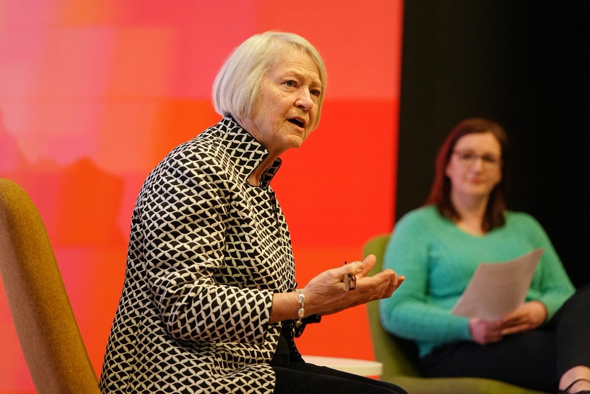 World-renowned BBC journalist & proud Wearsider Kate Adie talked to journalism students @sunderlanduni today as our University Library team begin curating a special collection relating to her life & work @wolfsonfdn @ThePilgrimTrust @UkNatArchives