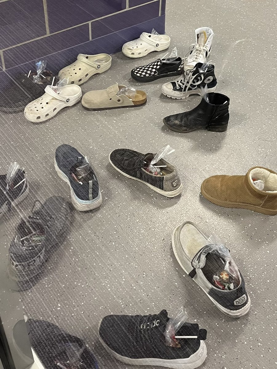 FurstSra's tweet photo. 6th Grade Celebrations learned about Día de los Reyes today. They put out their shoes and got a special treat. Thanks to Jackson H. for the authentic treats 👟🥾🥿 https://t.co/ie27GgFVlo