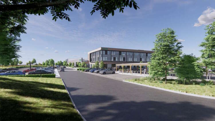 Jefferson_MFG's tweet photo. NEW £100M FACTORY: Siemens Mobility has announced plans to to build a new £100 million factory in Chippenham, Wiltshire, to house its cutting-edge rail infrastructure manufacturing, digital engineering, and research & development (R&D) operations.
The new facility, set to replace the existing factory in 2026, is poised to be a cornerstone for Siemens' future projects in rail technology, providing an efficient site to build the next generation of conventional and digital rail signalling and control systems for Britain.
Around 800 people will be based at the new facility when it opens. #UKmfg🇬🇧