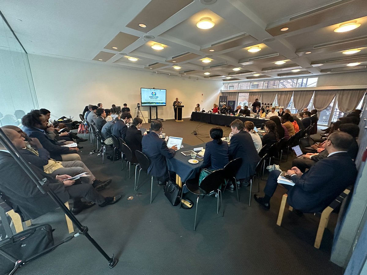 We are live from New York with the #SIDSFutureForum!
Convening leading voices of expertise on #SIDS to reunite data, resources and transversal collaboration will be crucial to how the #SIDS4 Conference plays out.

Register for Day 1: islandinnovation.co/events/sids-fu…