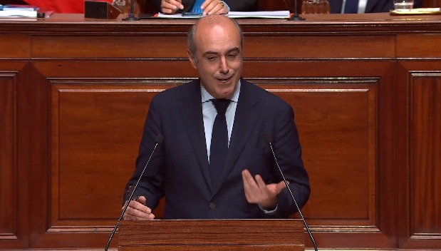 Genethique's tweet photo. #DirectAN #DirectSenat @oliviermarleix rappelle que l'équilibre de la loi Veil repose sur la conciliation entre la liberté des femmes et la protection de l'enfant à naître. Que va devenir ce dernier principe ? #PJLC #IVG #CongresVersailles https://t.co/biDxtRnOtn