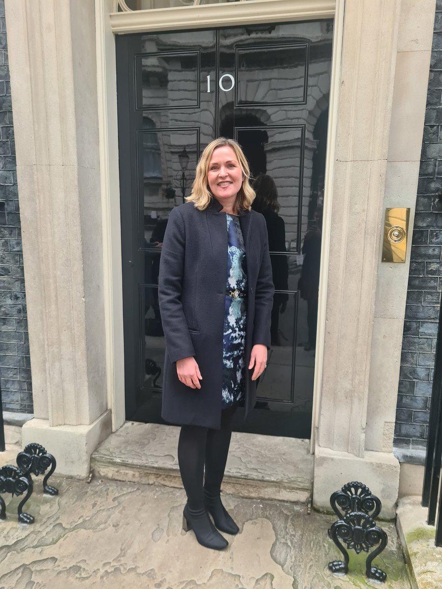 What a privilege to represent @CIPD at a roundtable on Menopause in the Workplace at Downing Street ahead of #IWD attended by an amazing array of experts incl Helen Tomlinson UK Menopuse Employment Champion. Thanks to @RSuff for all the amazing work she has done in this space.