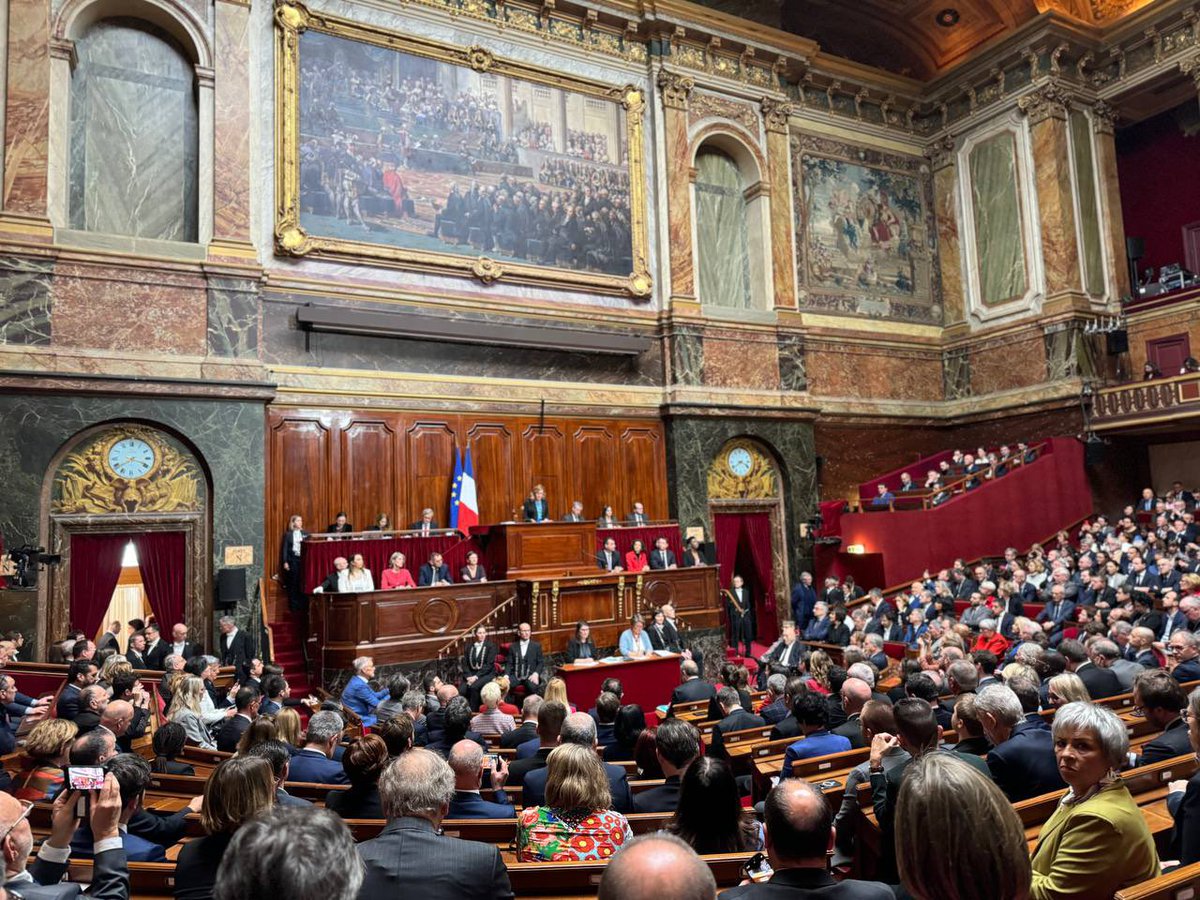 olivierdussopt's tweet image. 🏛️🇫🇷 Très fier et heureux de voter l&apos;inscription dans la Constitution de la liberté garantie des femmes à accéder à l&apos;interruption volontaire de grossesse. 
C&apos;est un progrès du droit et une liberté mieux garantie. 
#Congres #Parlement
