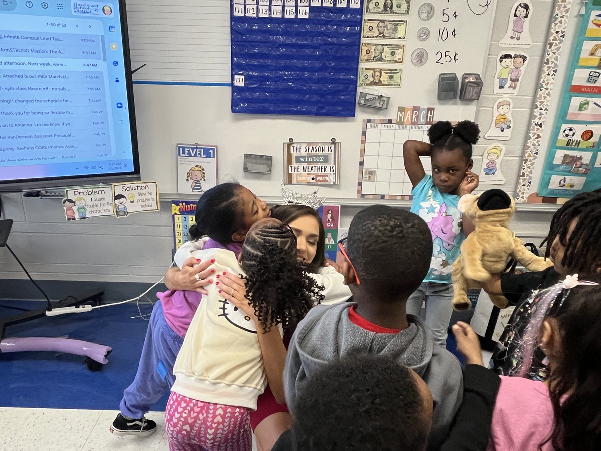 Armstrong's first-grade and kindergarten students had a delightful experience as Miss Missouri 2023, Hayley Leach, visited them. During her visit, she read a children's book, "Frankie and Finn Go to School," emphasizing Autism awareness, acceptance, and inclusion. #TheSTRONG