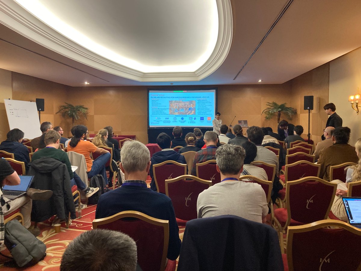 Sabera Talukder (@saberatalukder) on Twitter photo Then caught the very end of <a href="/KanakaRajanPhD/">Kanaka Rajan</a>'s 🔥 talk on Brain-wide models of adaptive and maladaptive state transitions 🤓
In: 🧠wide modeling in the era of large-scale recordings & high resolution multiomics - organized by <a href="/soowmwayne/">Wayne Soo</a> <a href="/aldo_battista/">Aldo Battista</a> <a href="/EngelTatiana/">Tatiana Engel</a> Then caught the very end of <a href="/KanakaRajanPhD/">Kanaka Rajan</a>'s 🔥 talk on Brain-wide models of adaptive and maladaptive state transitions 🤓
In: 🧠wide modeling in the era of large-scale recordings & high resolution multiomics - organized by <a href="/soowmwayne/">Wayne Soo</a> <a href="/aldo_battista/">Aldo Battista</a> <a href="/EngelTatiana/">Tatiana Engel</a>