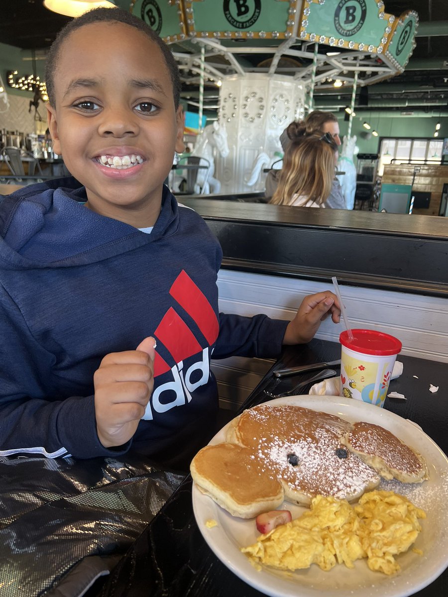Mrs. Weber (@missweis16) on Twitter photo Brownstone Pancake Factory CBI trip was such a success. Thank
you <a href="/BrownstonePaFa/">BrownstonePancake</a> for your generosity and kindness❣️ Brownstone Pancake Factory CBI trip was such a success. Thank
you <a href="/BrownstonePaFa/">BrownstonePancake</a> for your generosity and kindness❣️