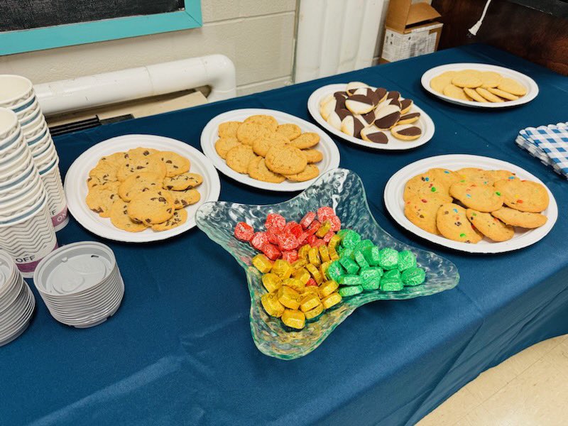 The happiest of Mondays because our amazing PTO set up a coffee bar to start our week off right! 💙🦉