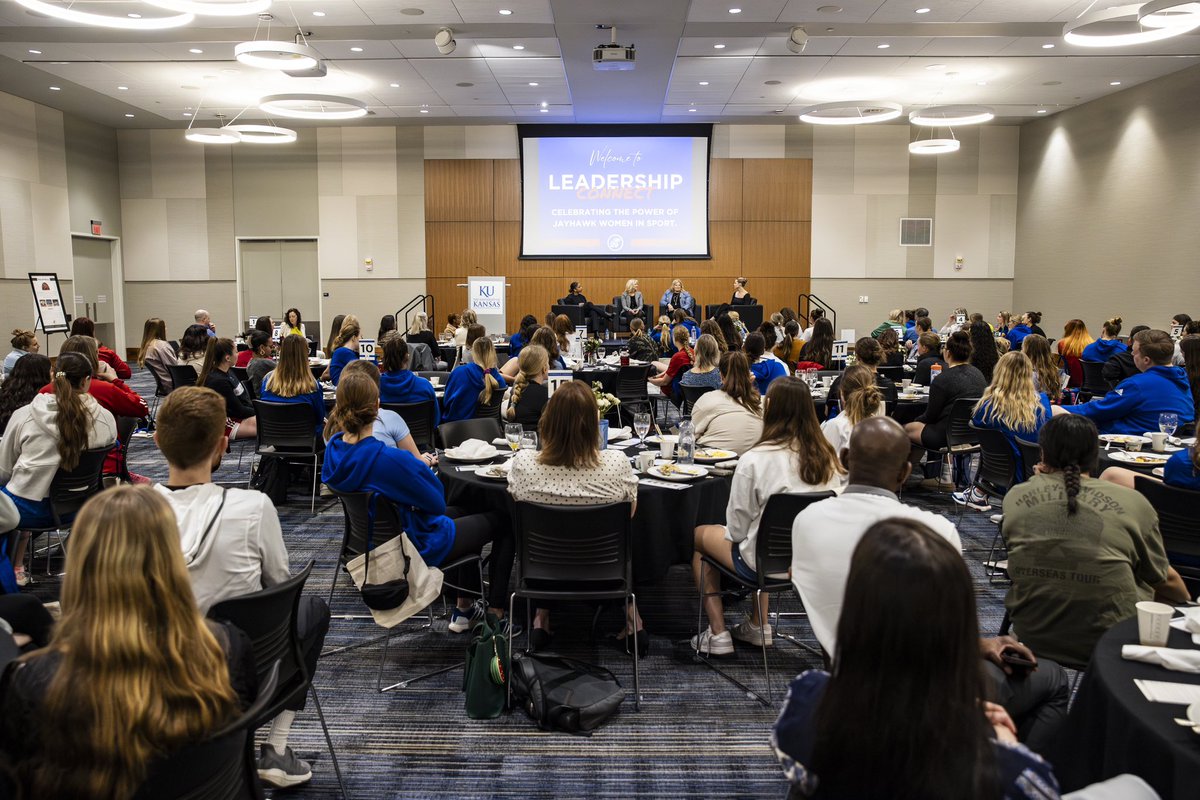Starting off Women’s History Month with a bang! ‼️ Grateful for the fantastic turnout at this morning’s Leadership Connect. Big shoutout to our panelists and student-athlete speakers! Let’s keep the momentum going and celebrate the achievements of women every day. 💪👩‍🔬👩‍⚕️👩‍🎓