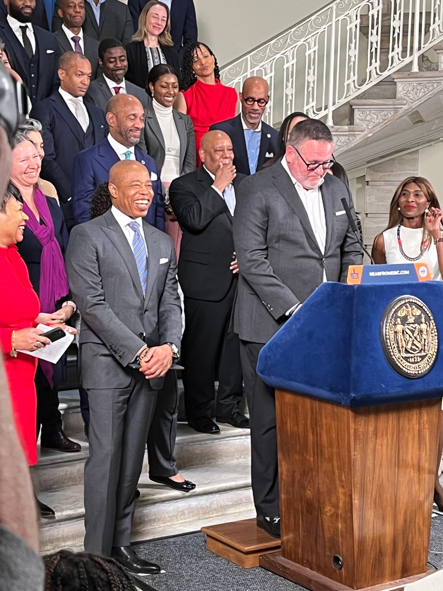 communityp's tweet image. The CPC team was thrilled to stand w/the mayor to announce the city’s first MBE Guaranty Facility. Thanks to HDC, @NYCMayorsOffice, @NYCHousing, &amp;amp; @GoldmanSachs for your work on this! nyc.gov/office-of-the-… #affordablehousing #equitablehousing #BIPOCdevelopers #NYCRealEstate