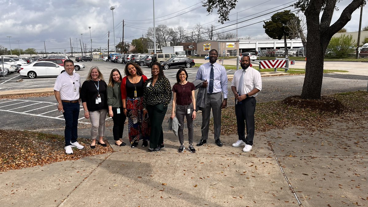 Starting SEL Week on the right foot by taking a mindful stroll with colleagues. Connecting, reflecting, and nurturing our well-being together. #SELWeek