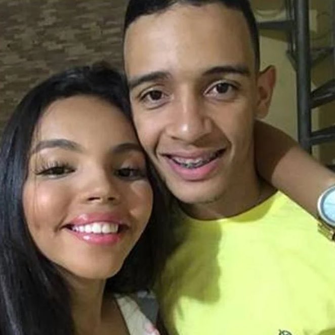 🚨FAMOSOS: Weslley Toledo, namorado de Pitel, revela que ele e a sister possui um relacionamento aberto há 10 anos. 

“A gente não fala com quem a gente ficou, isso acontece quando eu estou viajando. Temos muita confiança e diálogo”, comentou ele. #BBB24