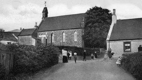 tourscotland's tweet photo. Tour #Scotland Travel Blog video of old #Scottish photography of heritage village of #Carmunnock, #Glasgow, #Gaelic: Cathair Mhanach. Associated with early #Christian missionary #Saint #Cadoc, Have a virtual, ancestry genealogy, family history visit https://t.co/CZirhEVtse https://t.co/iFO2PlD242