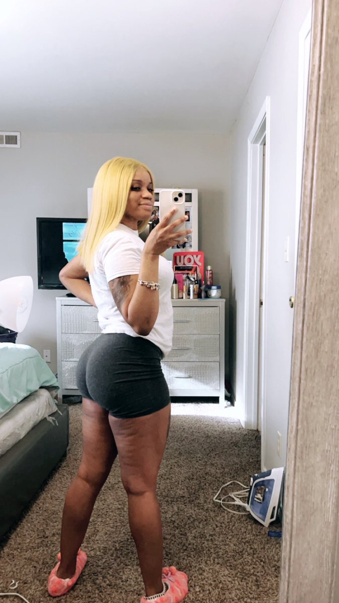 Lexii__G's tweet image. Yea I NEEDA TONE UP BAD