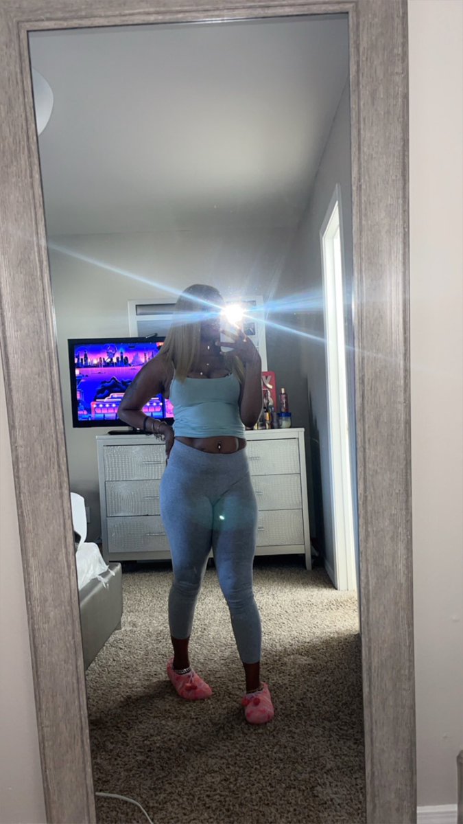 Lexii__G's tweet image. Yea I NEEDA TONE UP BAD