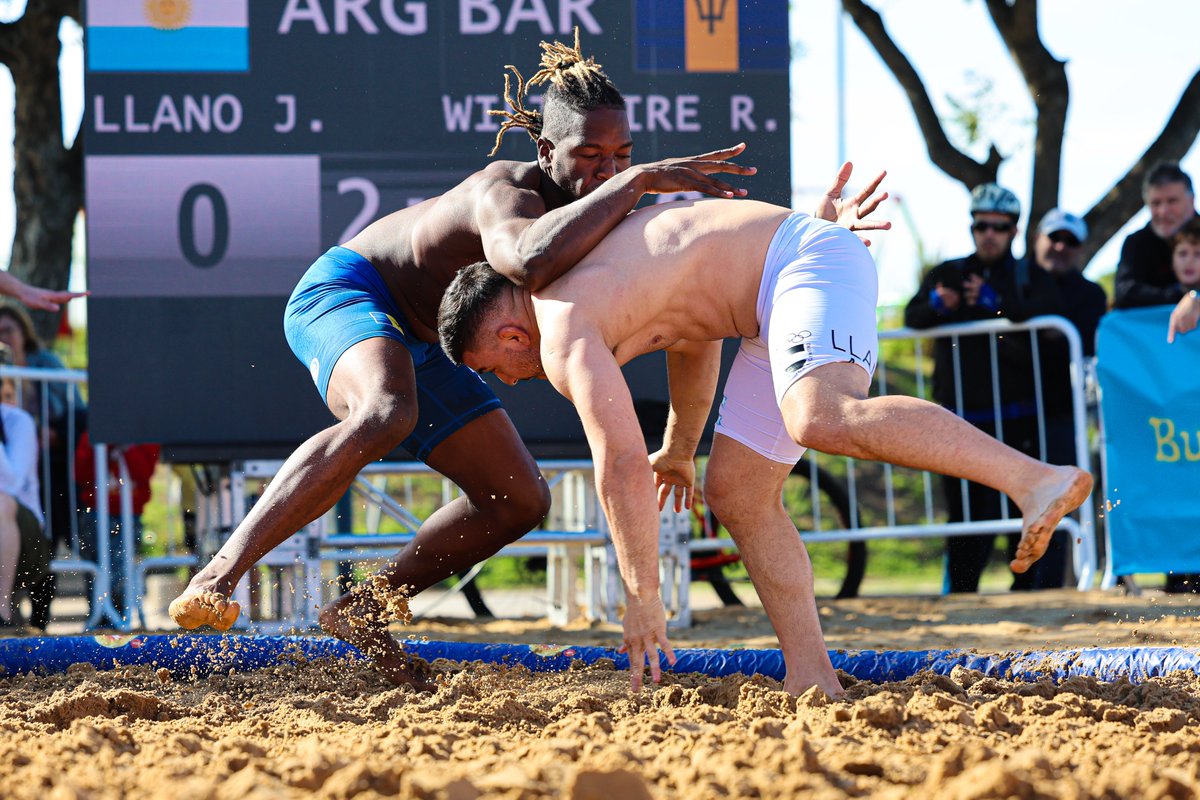 ArgentinaDorada's tweet photo. #BeachWrestling Tres podios argentinos en la Serie Mundial de Acapulco

- @IvanLlano74 (90kg) se consagró CAMPEÓN al ganar sus cuatro combates
- Linda Machuca (+70kg) logró la medalla plateada con récord de 3-1
- Maia Cabrera (50kg) fue bronce con récord de 2-2

PH: @wrestling https://t.co/yzjTIxnGia