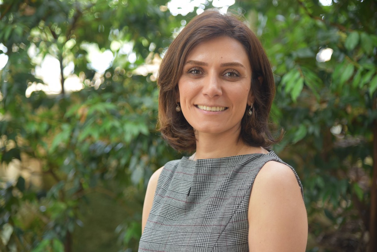 Meet Dr Nasim Amiralian, a Queensland Women in STEM winner 👋 She's a true trailblazer who's not only developing biomaterials from waste products to replace plastic, but also championing diversity and inclusivity in STEM. #qldscience #QWW24 #CountHerIn #WomenInQLD