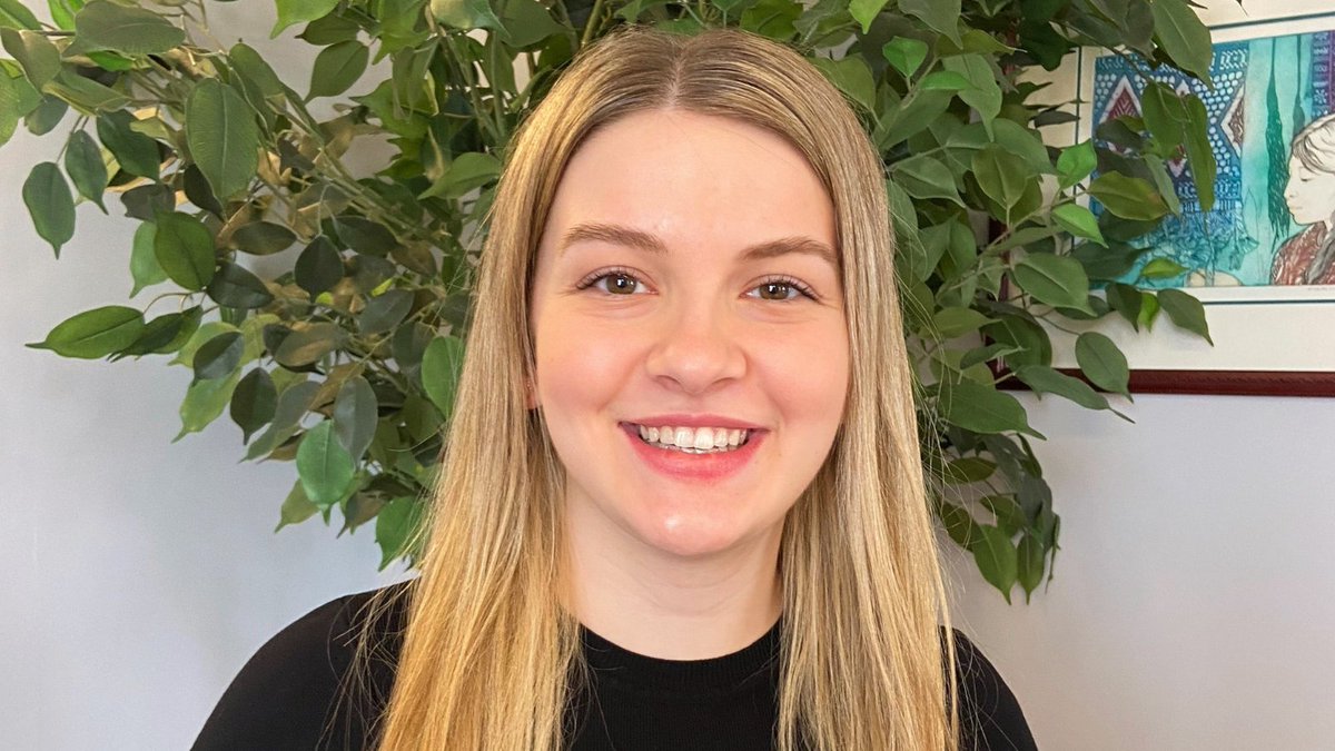 📞'The calling program has allowed me to connect with donors across Canada and beyond,' says Mckenna Batstone, Acadia student & award recipient. Alumni & donors await a heartfelt thank-you call in the coming days! 🙌 #AcadiaAppreciation #ThankYou @AcadiaU