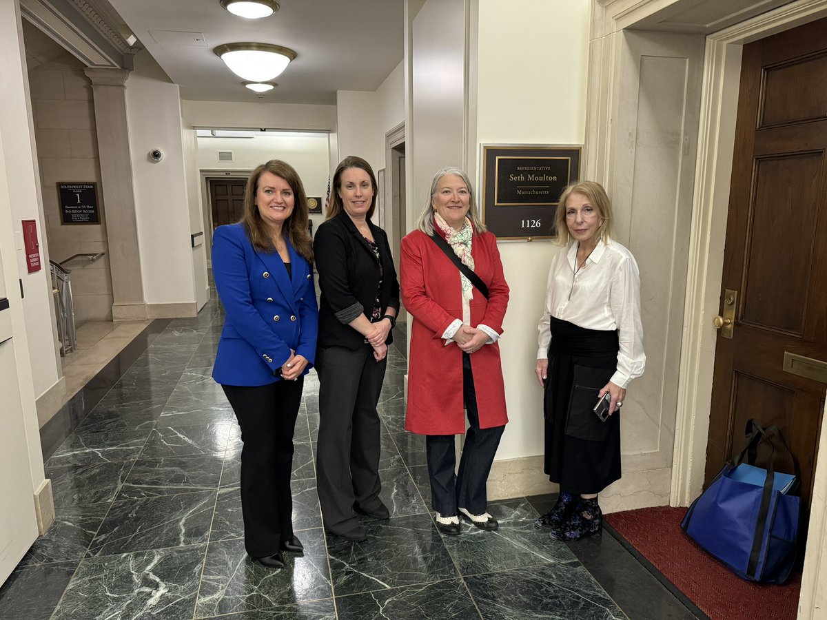 Let’s talk about Obesity and #TROA today! Lobbying to get @SenWarren @SenMarkey @RepRichardNeal @RepMoulton @RepAuchincloss @RepStephenLynch to sponsor TROA today! Much thanks to the amazing staff for their valuable time today! Everyone seems to agree we should treat obesity!