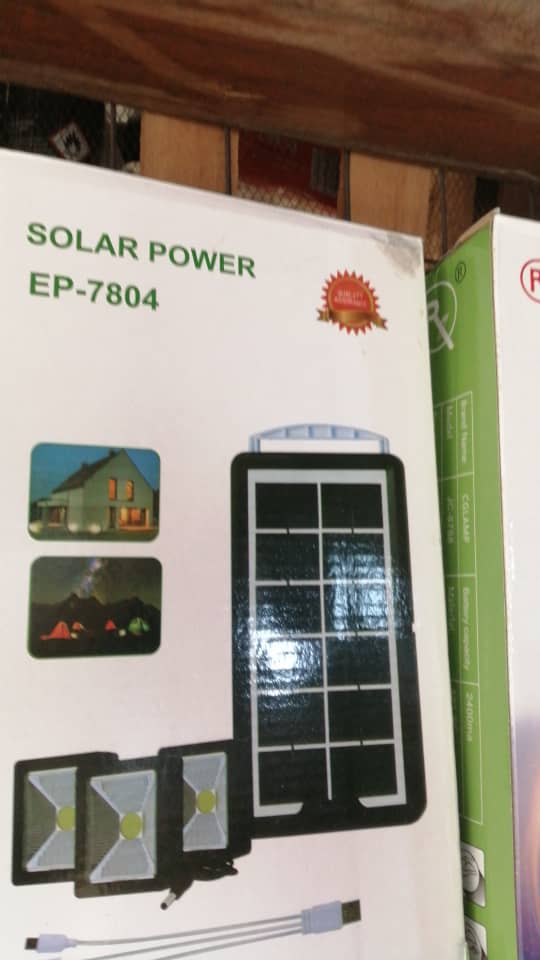 Tested and trusted solar lamp 15000.it comes with 3 small lamps.