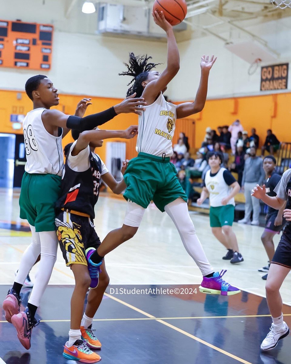 mediasnapp's tweet photo. @OALAthletics Middle School Basketball is still in action. Support our future ⭐️ #d1studentathlete #basketball https://t.co/dUf258lRPk