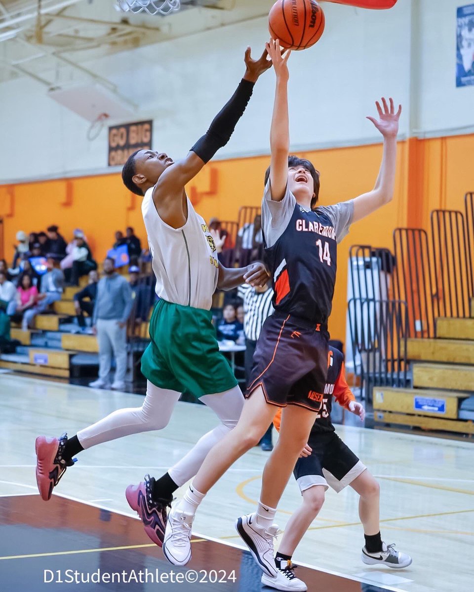 mediasnapp's tweet photo. @OALAthletics Middle School Basketball is still in action. Support our future ⭐️ #d1studentathlete #basketball https://t.co/dUf258lRPk