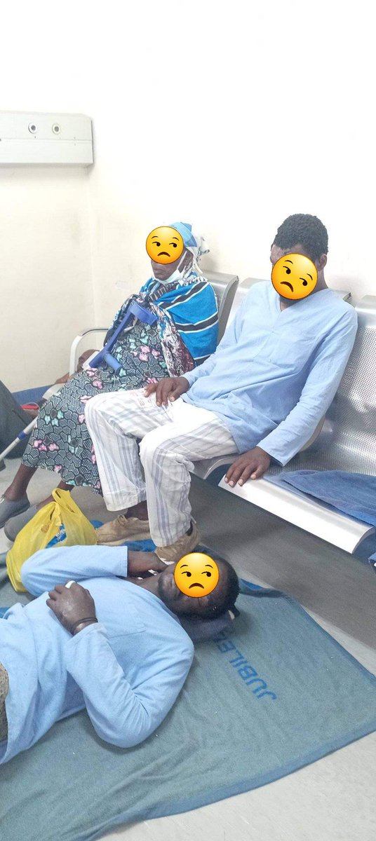 sa_crime's tweet photo. Jubilee Hospital  in Temba, PTA North Hammanskraal.
It is alleged that patients have been sleeping on the floor for the past 4 days at casualty ward without food and medication due to overcrowding how true is this? @GautengHealth @GovernmentZA @HealthZA https://t.co/ZPAr9J94kC