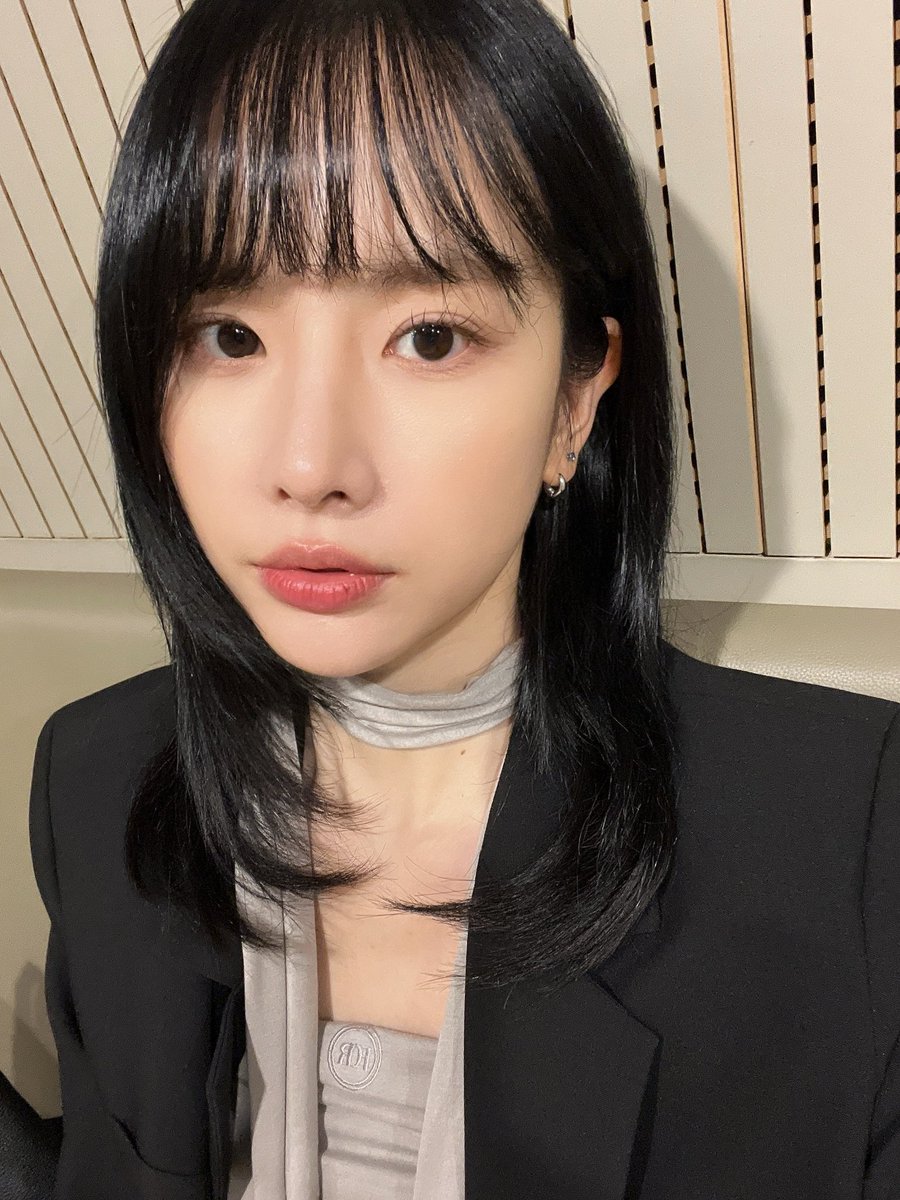 thinkerseola's tweet photo. I LOVE HER 🫶🏻 https://t.co/MBWAmN6n5S