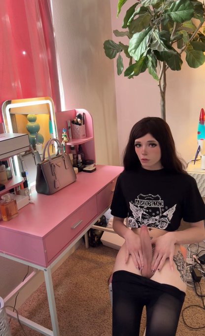 Care for a taste? 🤭😈 I promise it&rsquo;s just like skittles ✨💕  Big sale on OF today! Grab &lsquo;em while they<a href="/tag/cute"class="tags"><span>#cute</span></a><a href="/tag/rp"class="tags"><span>#rp</span></a><a href="/tag/trap"class="tags"><span>#trap</span></a><a href="/tag/tgirl"class="tags"><span>#tgirl</span></a><a href="/tag/trans"class="tags"><span>#trans</span></a><a href="/tag/gooner"class="tags"><span>#gooner</span></a><a href="/tag/femboy"class="tags"><span>#femboy</span></a>