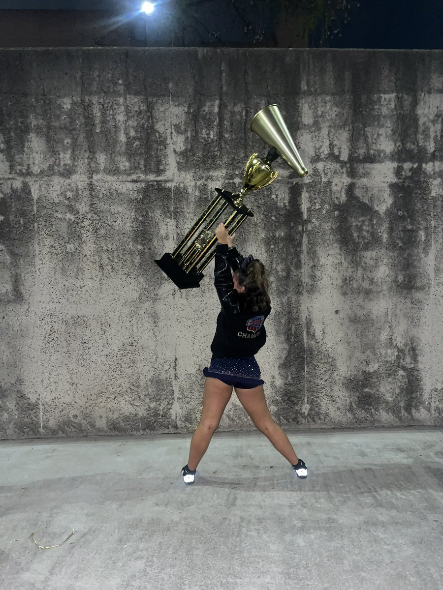 HadleeCochrane's tweet photo. IG YOU COULD CALL ME A B2B NCA CHAMP💫 shadow i love you forever. https://t.co/l8rxPbvRET