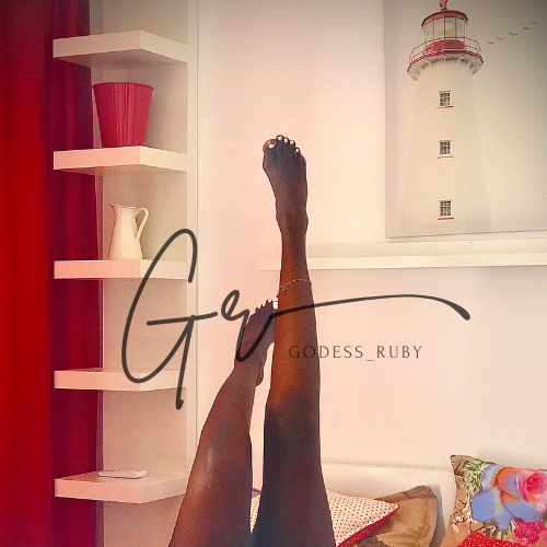 Godess_Ruby's tweet photo. My lack of response to your DMs isn't accidental; it's deliberate. While you're begging for my attention, I'm occupied with activities that actually fulfill me. If you want my focus, tribute generously. Otherwise, stay in your place. #Findom #Pathetic https://t.co/Pxl6cwCidT
