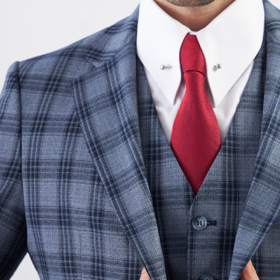 VerciniLv's tweet photo. Step into the boardroom with confidence in the 'Metropolitan Sartorialist' by Vercini. A checkered masterpiece that pairs classic design with modern finesse. Unmatched in style, it's the suit of choice for the discerning gentleman. #VerciniElegance #MetropolitanSuit https://t.co/KZ0n2hjQgv