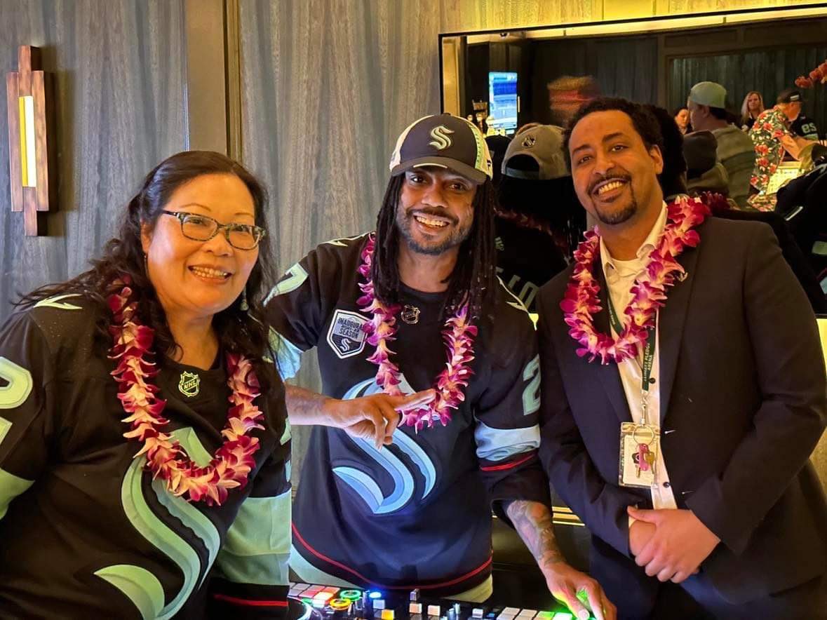 MaileZ's tweet photo. An integral part of my #seakraken experience has been @Trunksthedj warm up jams and Verizon lounge tunes! I wish you the best on your future endeavors but please #BringTrunksBack 🎶🎧 https://t.co/ZvD2xG2iI6