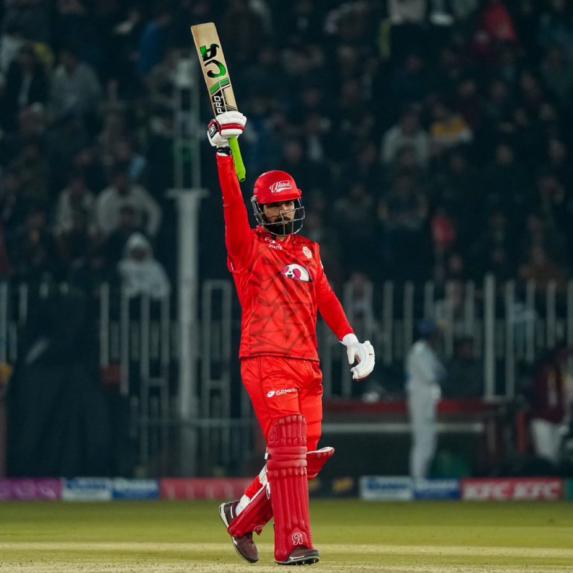 Finally its time to celebrate for United fans ❤️🔥 but brilliat knock by young Aamir JAmal 🫶 #PSLSeason9 #IUvsPZ