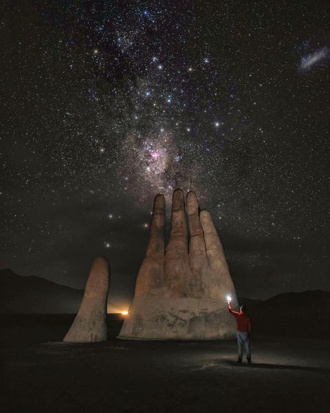 Mano del Desierto - Mario Irarrázabal
San Pedro - Atacama - Chili 📷
© Gary Cummins 📷📷📷📷📷