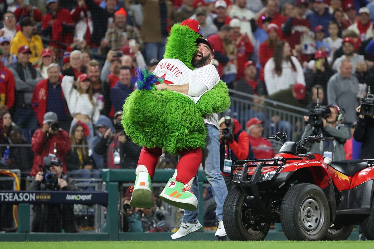Philadelphia Phillies (@phillies) on Twitter photo Cheers to one heck of a career. ๐
Thank you for everything you've done for Philly, <a href="/JasonKelce/">Jason Kelce</a>. Best of luck in retirement! Cheers to one heck of a career. ๐
Thank you for everything you've done for Philly, <a href="/JasonKelce/">Jason Kelce</a>. Best of luck in retirement!