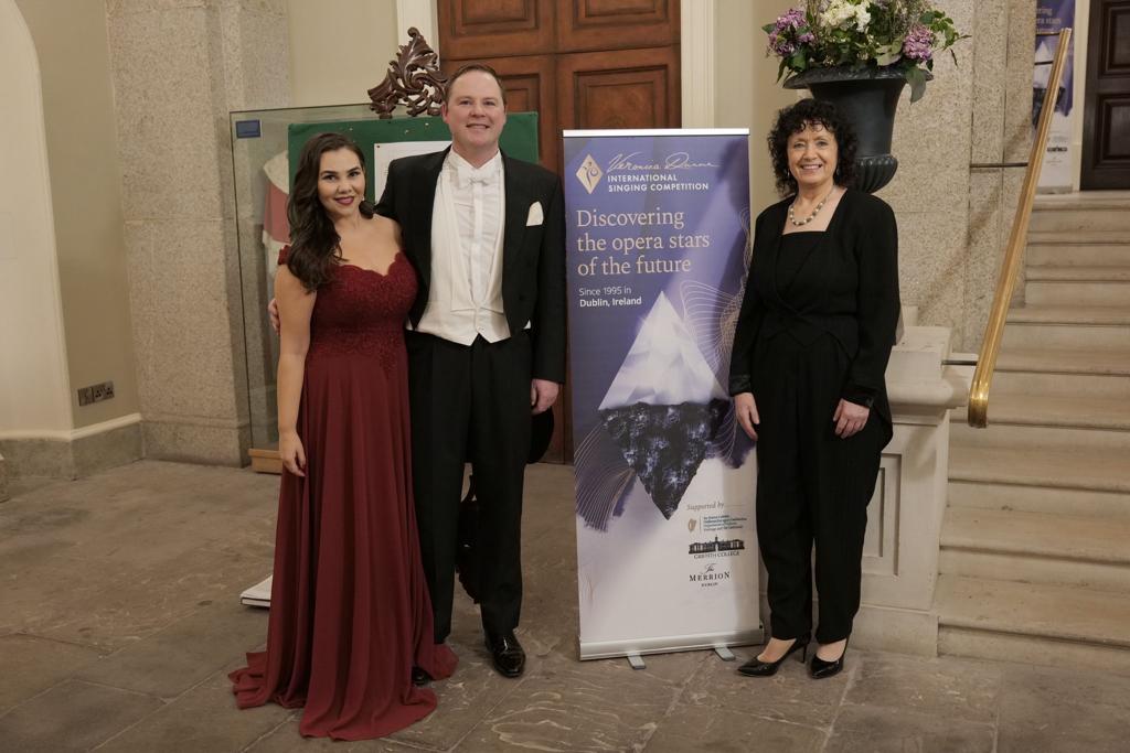 Veronica Dunne International Singing Competition tweet media