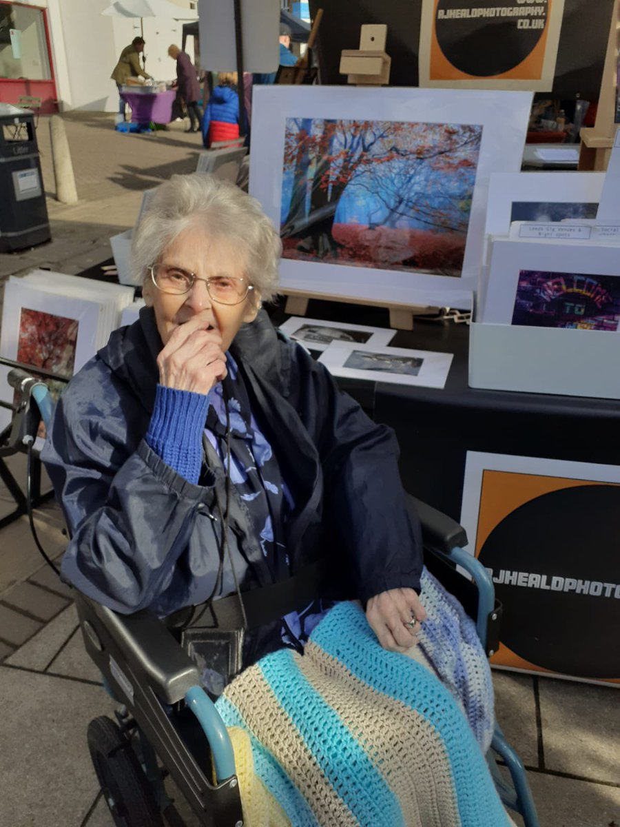 Eileen enjoyed a Sunday trip to chapel allerton market @CaraChapelA @ChapelAToday #sundaymornings #shopping #market 🛍️🛍️