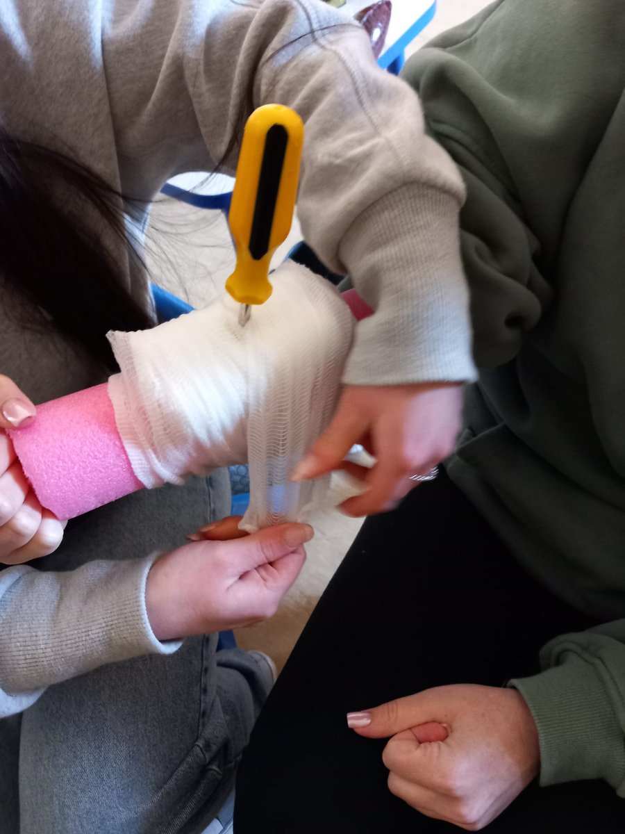 fab_firstaid's tweet photo. 🚀Another successful day in the FAB First Aid books! We completed Day Two of Paediatric First Aid training yesterday with the fantastic Charlestown and Sky High crew. A big thank you to all involved for prioritising safety and investing in valuable skills! 🌟 #FirstAid #Training https://t.co/K7d9tT1kP3