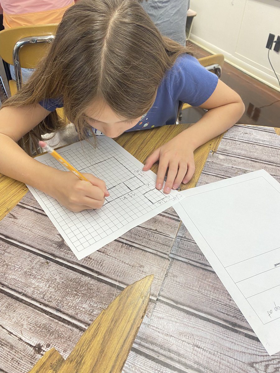 MsSpicerAIG's tweet image. 5th grade AIG students completed a 3-Act math task to get their brains fired up for their Cup Art project. 

#AIGAllDay
#CCSK5Math