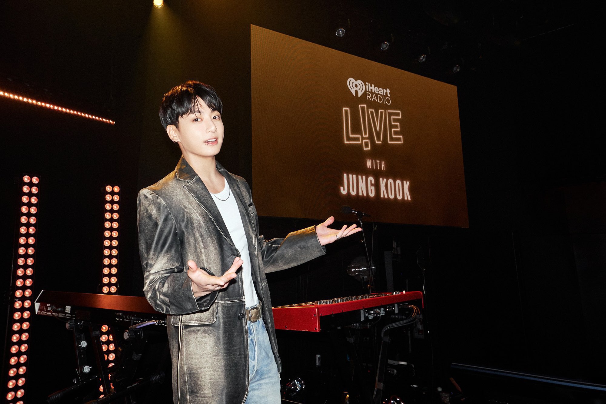 Jung Kook Gives Surprise Performance in Calvin Klein on XBox